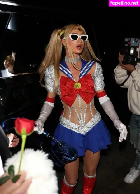 Paris Hilton OnlyFans Thumbnail #BUD8NSJwOA