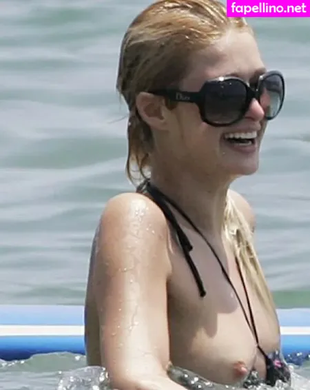 Paris Hilton OnlyFans Thumbnail #JqwMUX0ait