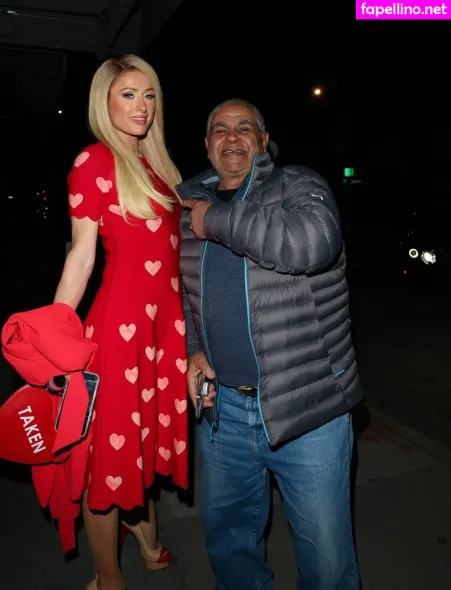 Paris Hilton OnlyFans Thumbnail #KgCt71KNcm