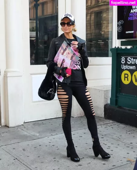 Paris Hilton OnlyFans Thumbnail #aur2X5BrAj