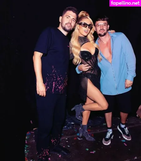 Paris Hilton OnlyFans Thumbnail #by6VbRATvW