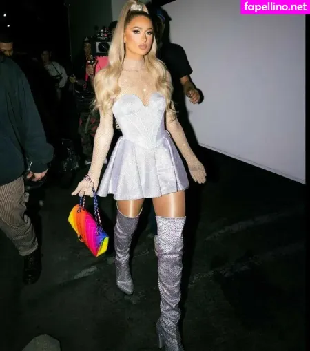 Paris Hilton OnlyFans Thumbnail #d0XyiGBAGu