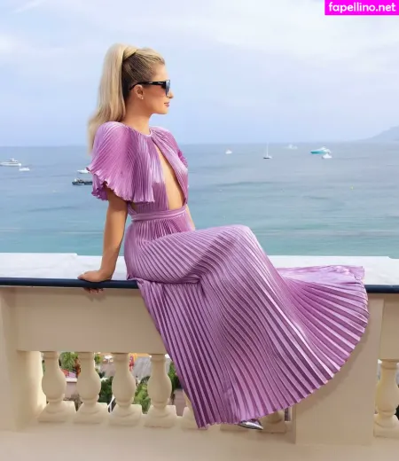 Paris Hilton OnlyFans Thumbnail #erCyXMamJ6