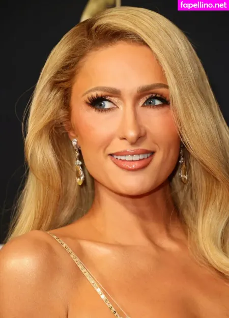 Paris Hilton OnlyFans Thumbnail #kldAgBX7RF