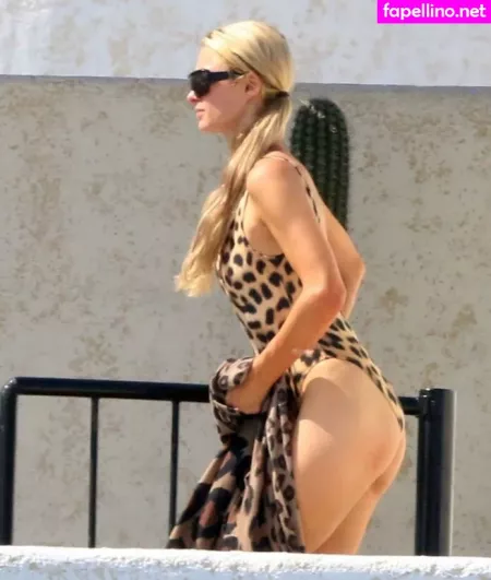 Paris Hilton OnlyFans Thumbnail #mjoAzzBuuc