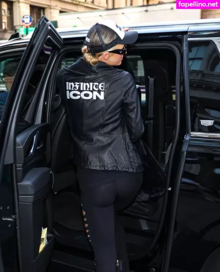 Paris Hilton OnlyFans Thumbnail #qHw1Ktz9uP