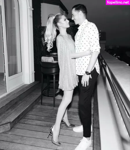 Paris Hilton OnlyFans Thumbnail #rCYaTvw01r