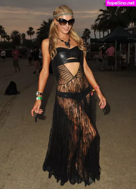 Paris Hilton OnlyFans Thumbnail #wAnIAE3Kg0