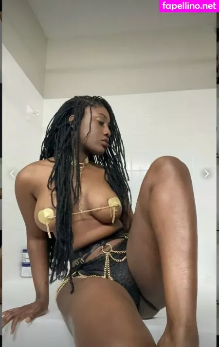 Paris Senpai 1 OnlyFans Thumbnail #O38HDjXrdR
