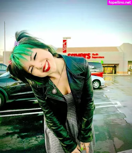 Paris Sun OnlyFans Thumbnail #OBl7usOZGO