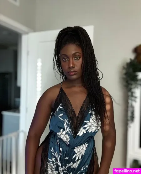 Parislalouvre OnlyFans Thumbnail #NY5nAPbr8J