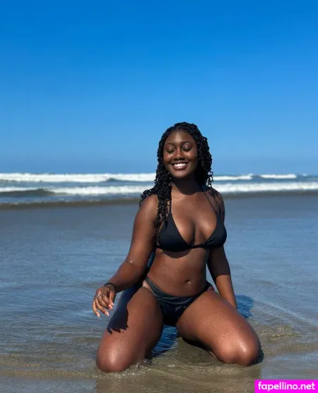 Parislalouvre OnlyFans Thumbnail #eL5cFSk4Fn