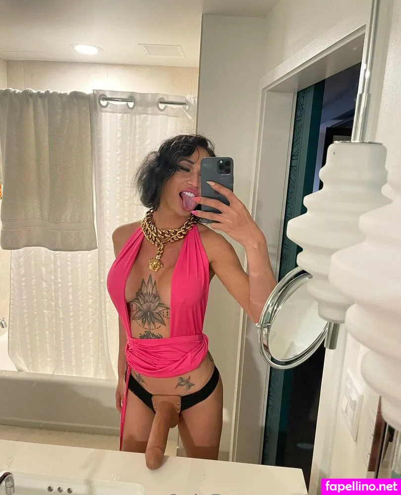 parislphan, parisphan Nude Leaked OnlyFans Photo #gpC3t2YSM4