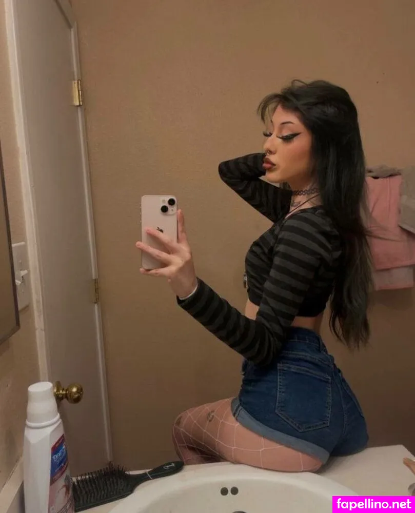 luvvkirby, parisxkirby Nude Leaked OnlyFans Photo #Br4VW0bGeQ