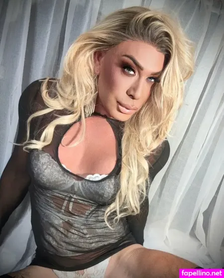 Parizanderson OnlyFans Thumbnail #xkWfYracAI