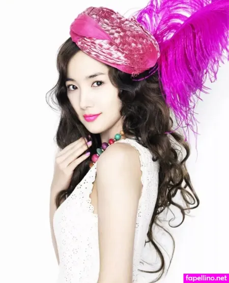 Park Min Young OnlyFans Thumbnail #QKH5gtdBo7