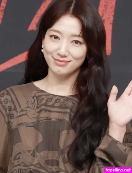 Park Shin Hye OnlyFans Thumbnail #WDrCJR9jz4