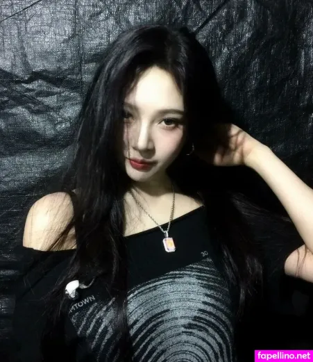 Park Soo Young OnlyFans Thumbnail #LXGAOo1zDB