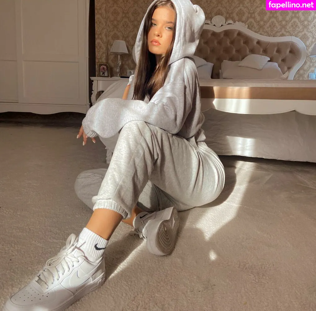 pasenciuc.karina Nude Leaked OnlyFans Photo #2IC4JrWksP