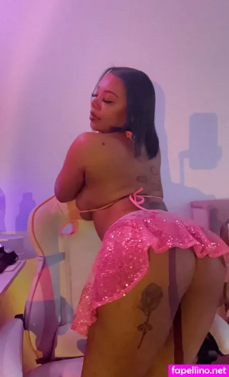 Passion52 2 OnlyFans Thumbnail #s0xzHU5XxW