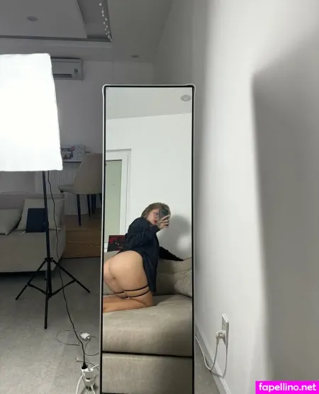 Passionatefoxy OnlyFans Thumbnail #NlD9i30G57