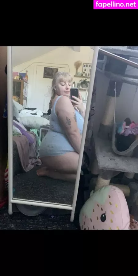 Pastelpeachie OnlyFans Thumbnail #6hAeTcJp8F