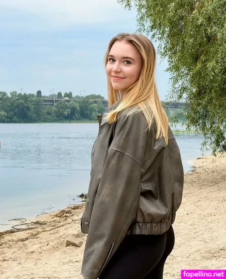 Pat Bloom OnlyFans Thumbnail #Cc4qTgbFuA