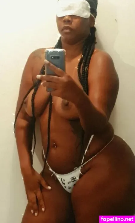 Patricia Oliveira OnlyFans Thumbnail #CGXvysFrL8