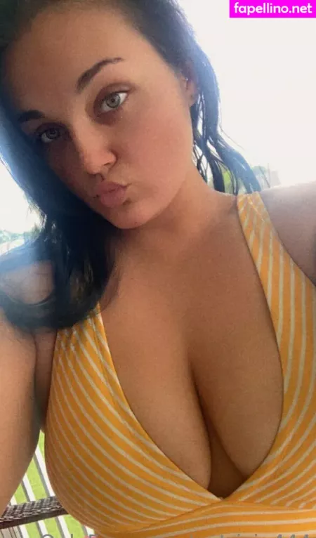 Patricia444 OnlyFans Thumbnail #Fn8oI9KsF3