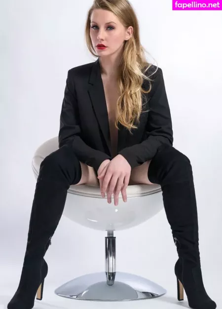 Patrizia Dinkel OnlyFans Thumbnail #QDZ84e5qv6