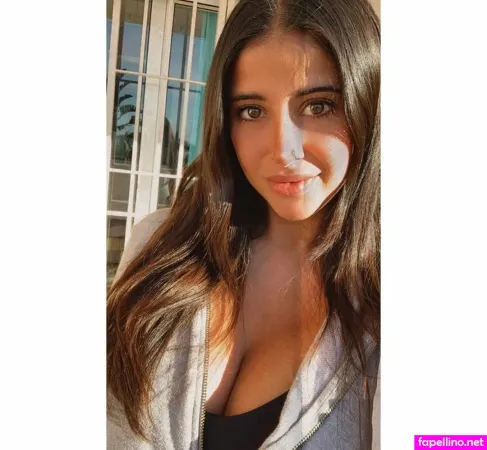 Paula Comas Pascual OnlyFans Thumbnail #AwPDJbVST8