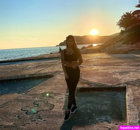 Paula Comas Pascual OnlyFans Thumbnail #XXfDi1kKnv