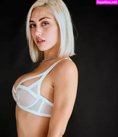 Paula Dinamicah OnlyFans Thumbnail #mXJ3xikJTB