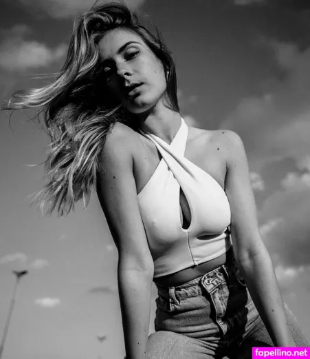 Paula Doeringer OnlyFans Thumbnail #IqDYDK0nVR