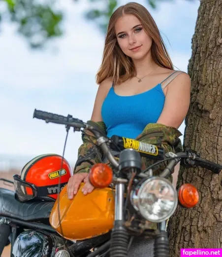 Paula Fhm OnlyFans Thumbnail #XHhT772FnQ