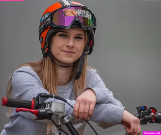 Paula Fhm OnlyFans Thumbnail #viJFc3WkbN