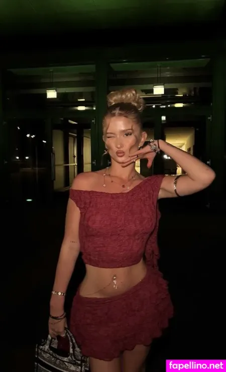 Paula Hmg OnlyFans Thumbnail #RlA37fKYIF