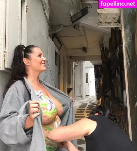 Paula Lambert OnlyFans Thumbnail #RjVd9IOAEw