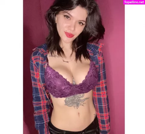 Paula Madrigal OnlyFans Thumbnail #8ou6GYC1LG