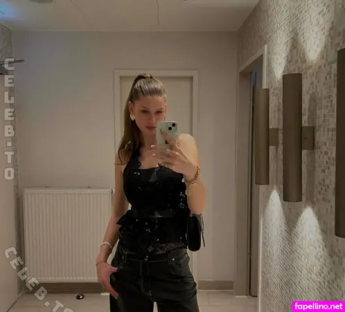 Paula Ptrc OnlyFans Thumbnail #lzbTNLJsYP
