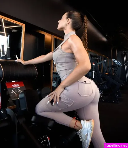 Paula Sanchiz Paulattier OnlyFans Thumbnail #4RNLS7ozRz