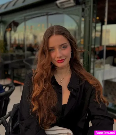 Paula Sanchiz Paulattier OnlyFans Thumbnail #lJULMEy64X