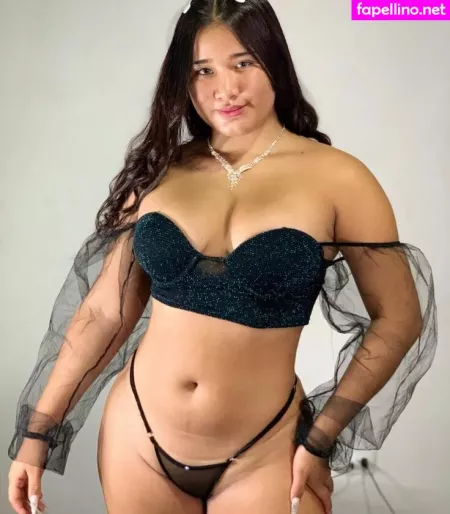 Paula Sarta OnlyFans Thumbnail #9UJ4L3X7Ol