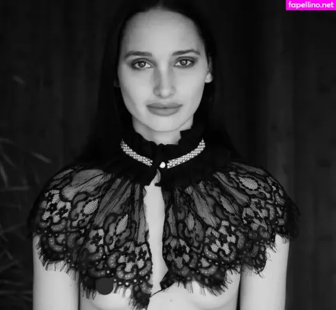 Paula Szenejko OnlyFans Thumbnail #yoJXvYletz