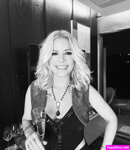 Paula Toller OnlyFans Thumbnail #9Ed8VyJn5x