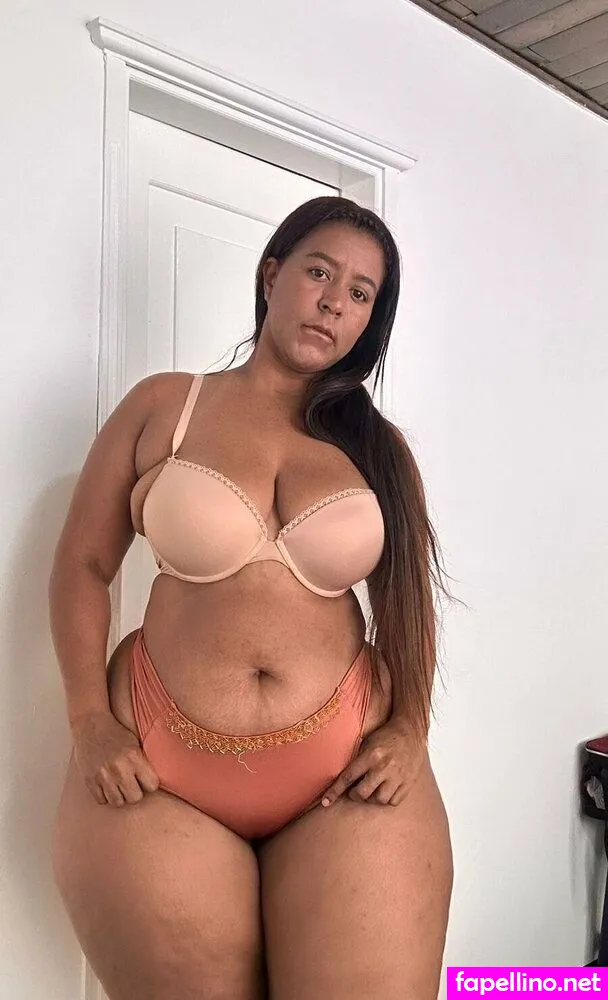 paulacurves, paulacurvess Nude Leaked OnlyFans Photo #QK0nnAUI0I