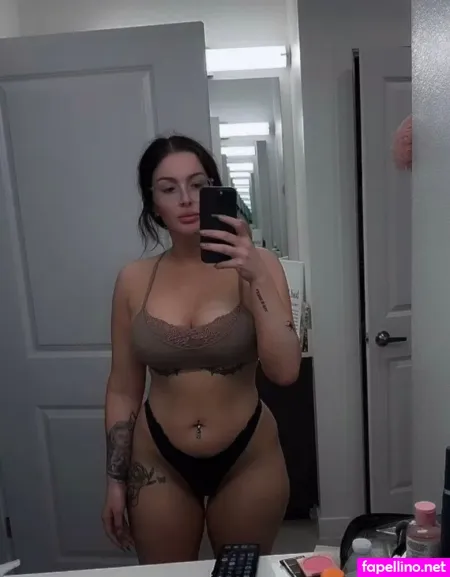 Pauladeencakes Paula Desimio OnlyFans Thumbnail #Vg5hLxfnJU