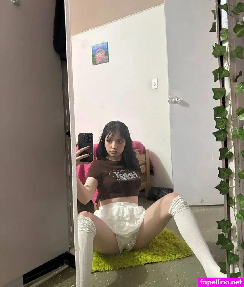 paulamartix, paularexs, soypaulita Nude Leaked OnlyFans Photo #1Wn8o896zs