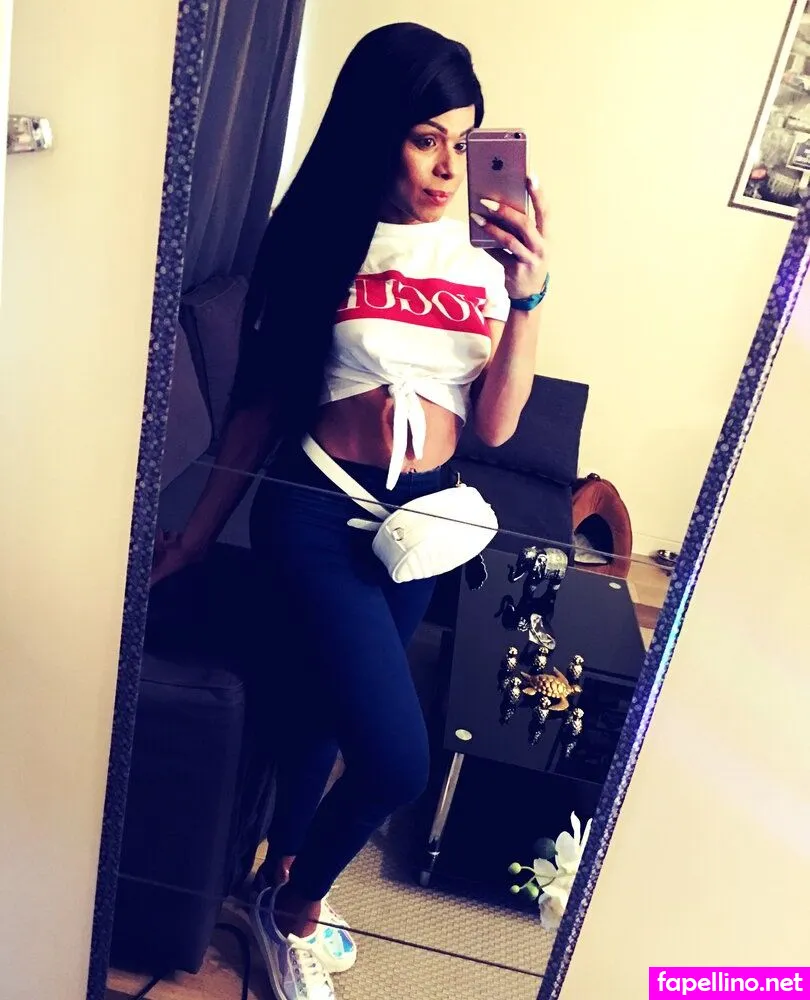 paulaminaj, thepaulaminaj Nude Leaked OnlyFans Photo #26QjfNFBFn