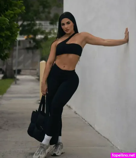 Paulina Cruz OnlyFans Thumbnail #oTEUBZtWkW
